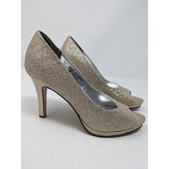 David's Bridal Gold Champagne Shimmer Rochelle Shoes High Heel Sz 8 Wedding Prom - Picture 2 of 10